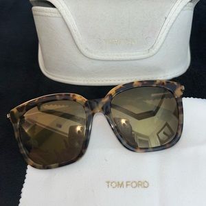 Authentic Tom Ford sunglasses with the original dust cloth and case.